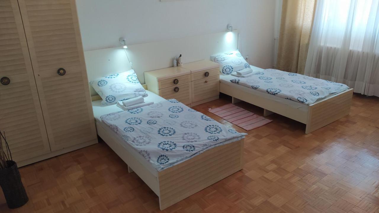 Apartment Mara Kladovo Esterno foto